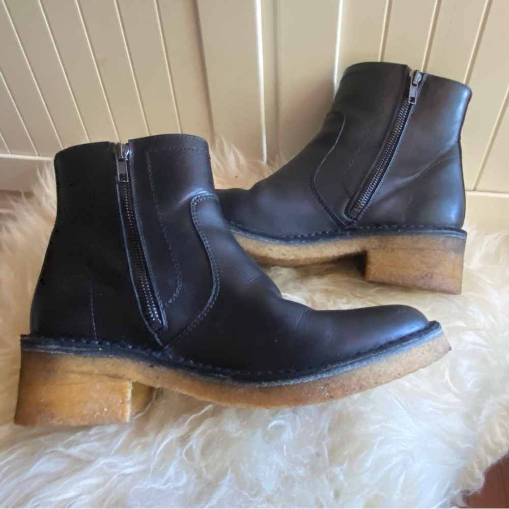 A.P.C. leather ankle boots